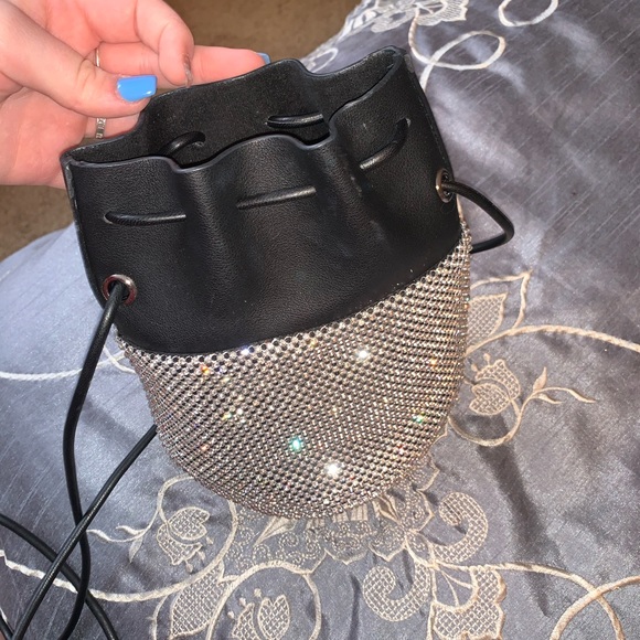 Cross body black and bedazzled bag - Picture 3 of 4